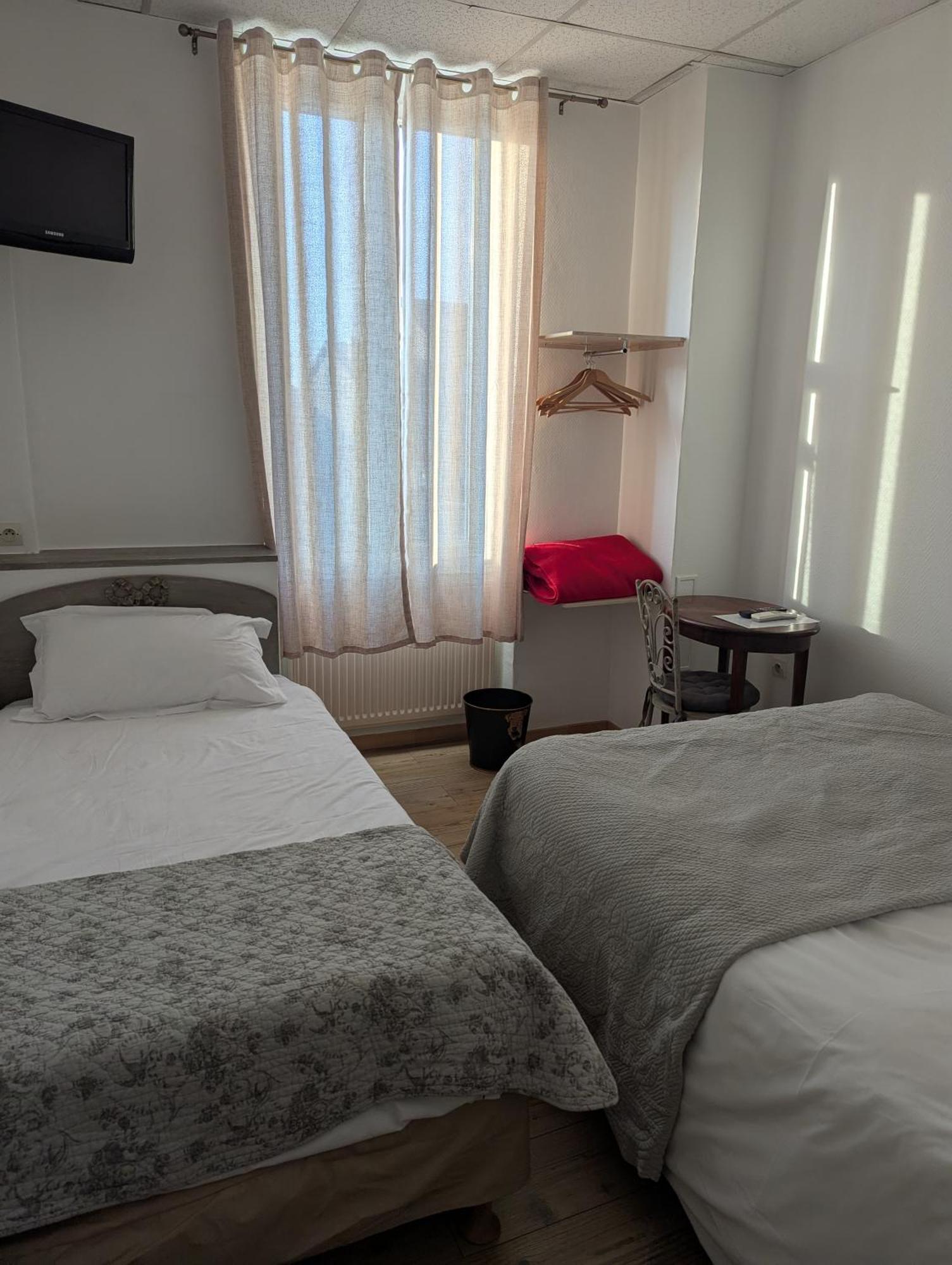 Hotel Du Parc Montélimar Zimmer foto